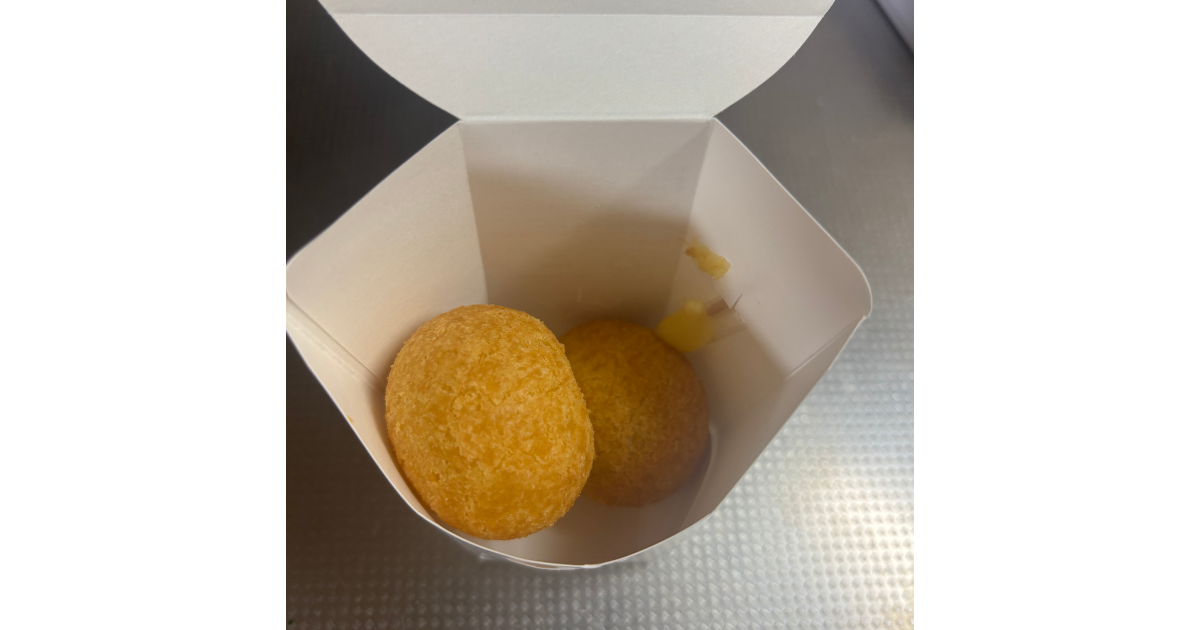 セブンイレブンのチーズボール